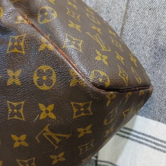 Louis Vuitton Brown and Tan Monogram Bag - Picture 9 of 16